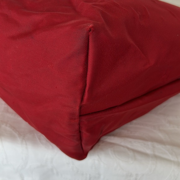 LONGCHAMP  red LE Pliage medium size leather top handle bag. - Picture 12 of 16